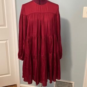 Banana Republic’s new with tag ruffled layers dress